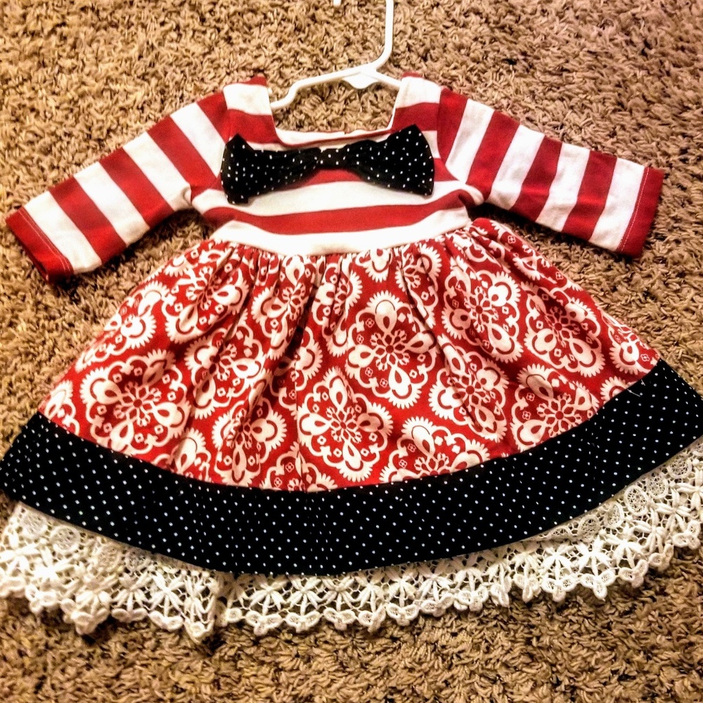 Hello Daisy Boutique 12 Month Dress